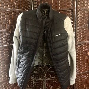 ROOTS spring / fall jacket, new condition, comfy